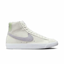 Nike Blazer Mid '77