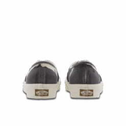 Vans Old Skool Authentic