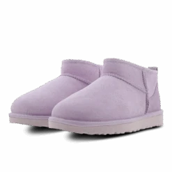 UGG Classic Mini