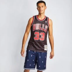 Mitchell & Ness Swingman Bulls Pippen 9 Mitchell & Ness Swingman Bulls Pippen -Adidas 317136456180