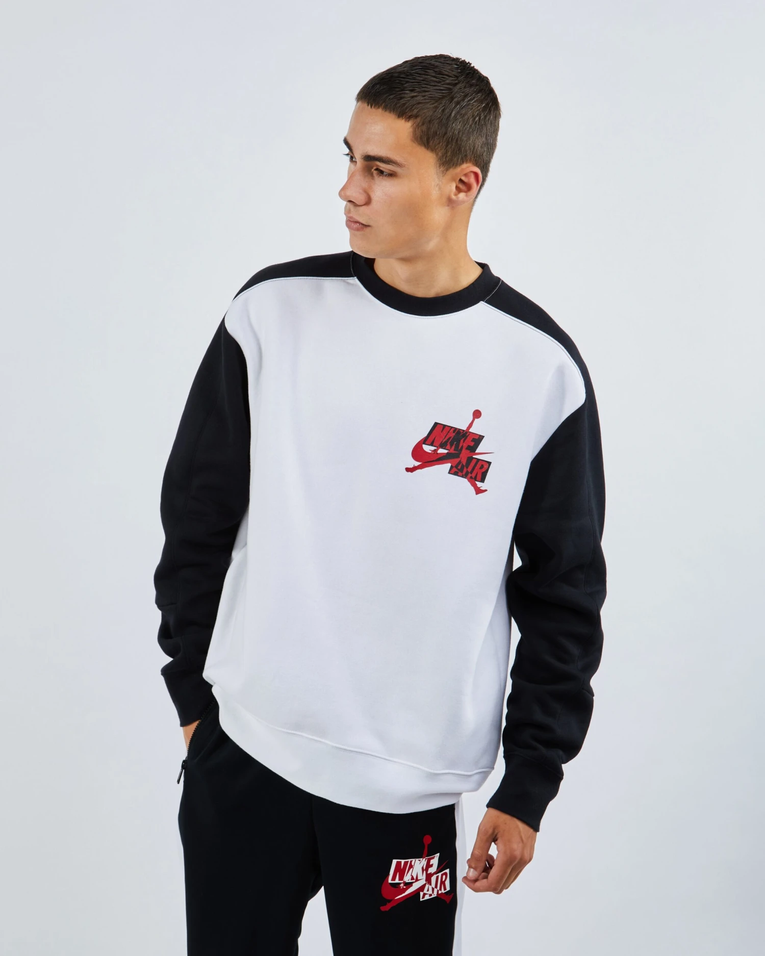 Jordan Classics Fleece Crew 6 Jordan Classics Fleece Crew – Image 4