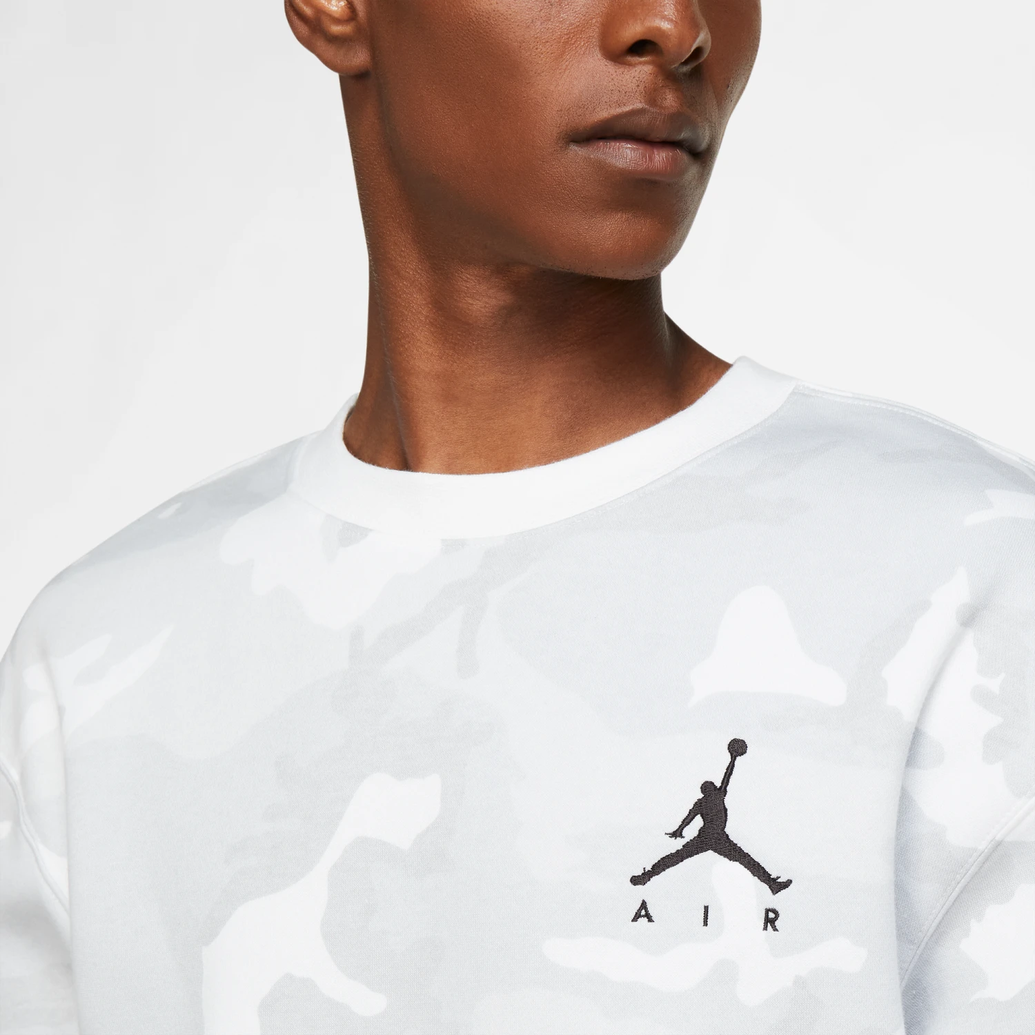 Jordan Jumpman Air All Over Print Camo Fleece Crew 4 Jordan Jumpman Air All Over Print Camo Fleece Crew – Image 2