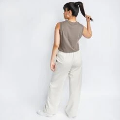 Nike Sportswear Gfx Sleeveless Top 11 Nike Sportswear Gfx Sleeveless Top -Adidas 317984678470 03