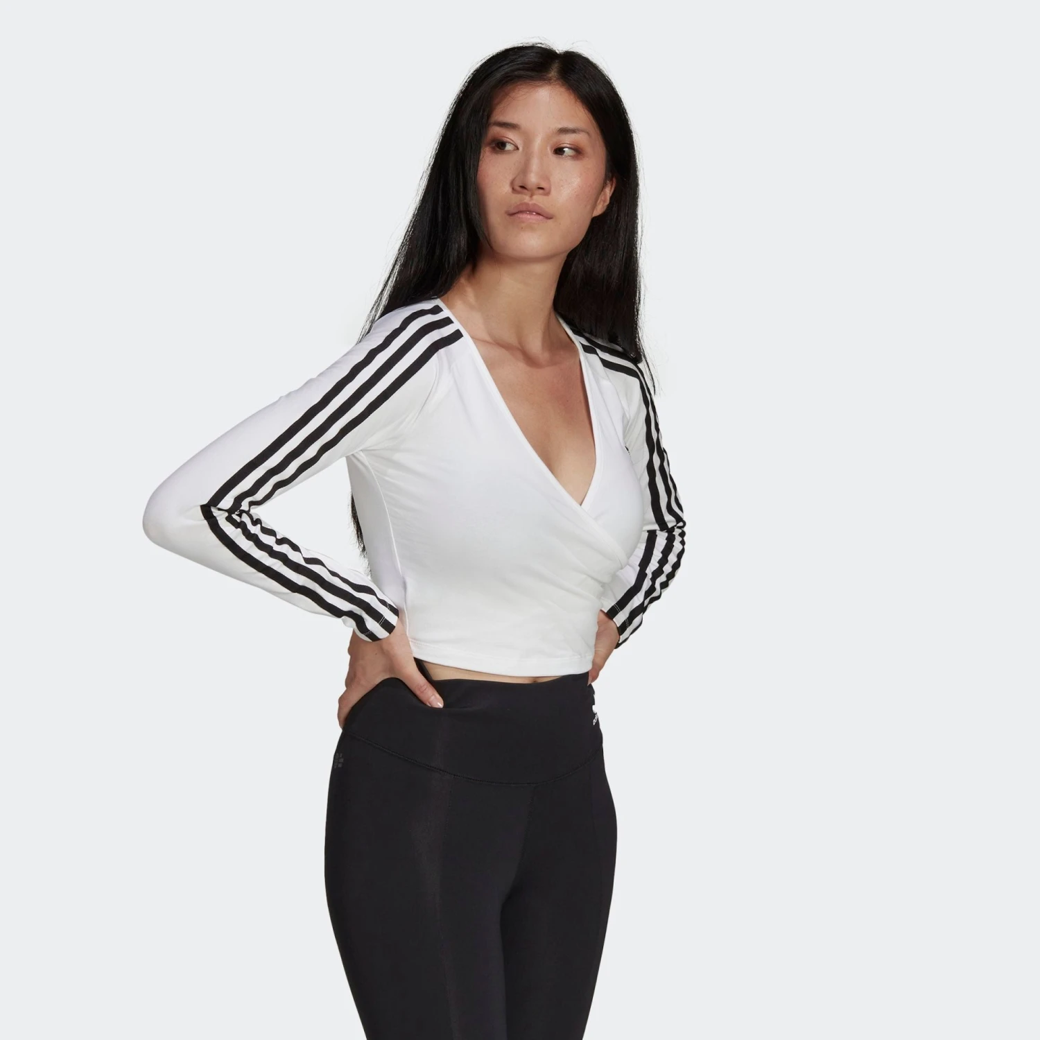 Adidas Adicolor Classics Cropped Long-sleeve Top 6 Adidas Adicolor Classics Cropped Long-sleeve Top – Image 4