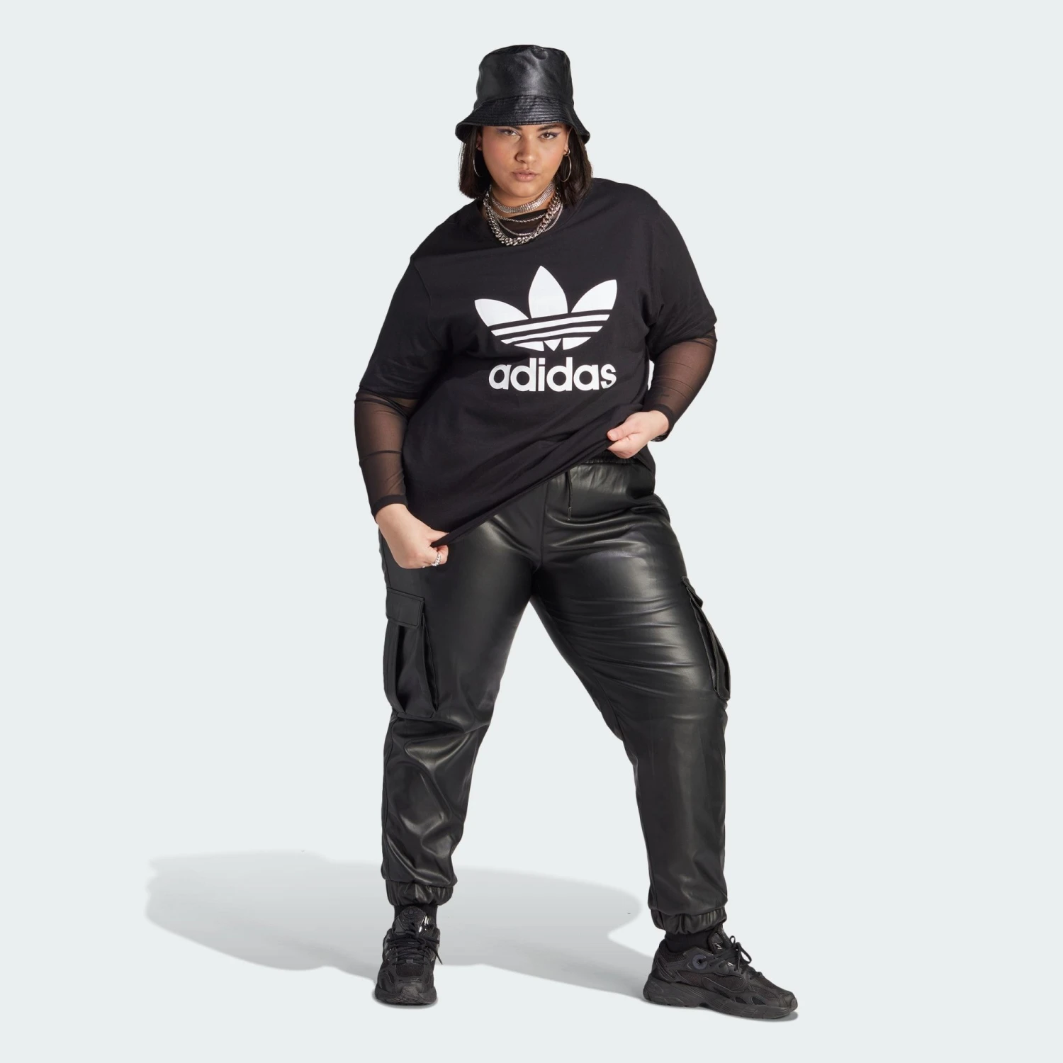 Adidas Adicolor Classics Trefoil Plus 5 Adidas Adicolor Classics Trefoil Plus – Image 3